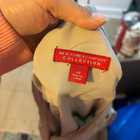 New York & Company Beige Lightweight Safari Vest - Picture 3 of 4